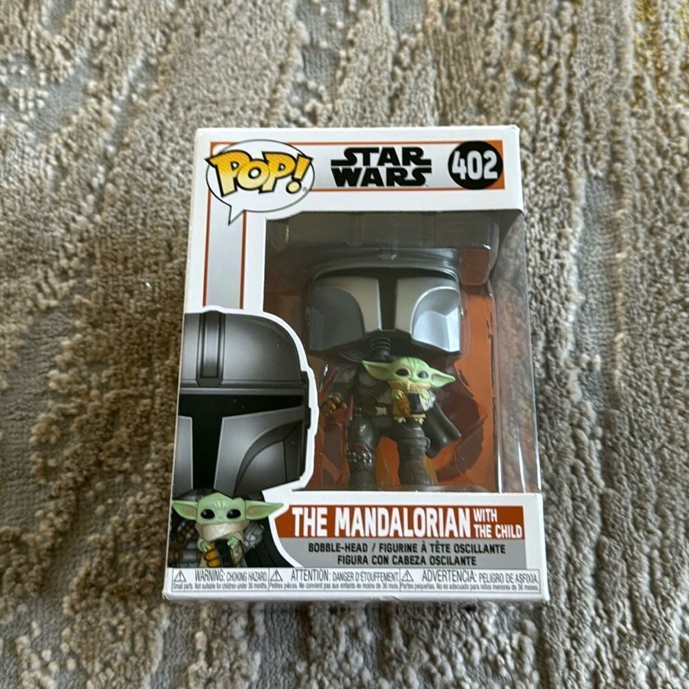 Funkom‎ The Mandalorian with the Child #402 Vinyl Action Figures Pop!